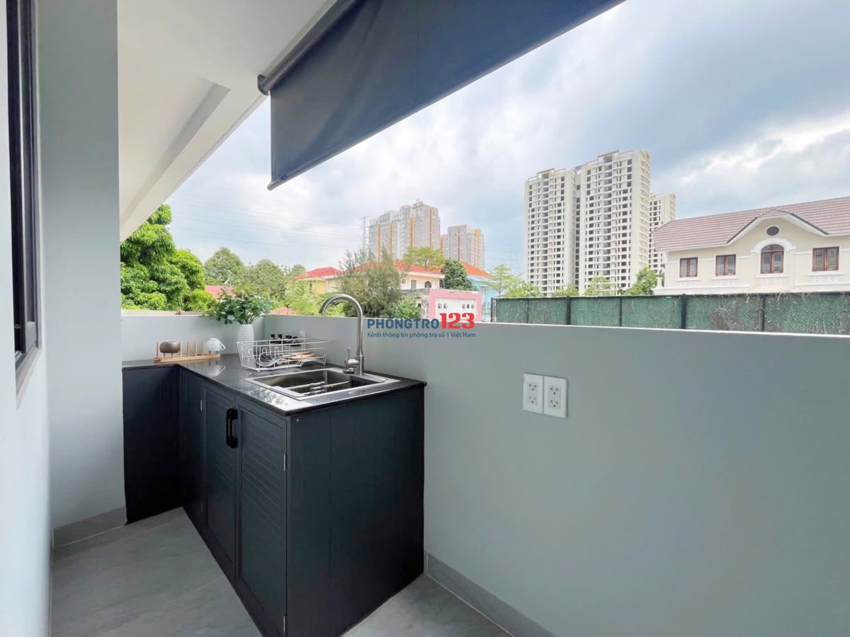 Sắp Trống Siêu Phẩm Tách Bếp Ban Công Full Nội Thất Ngay Đảo Kim Cương