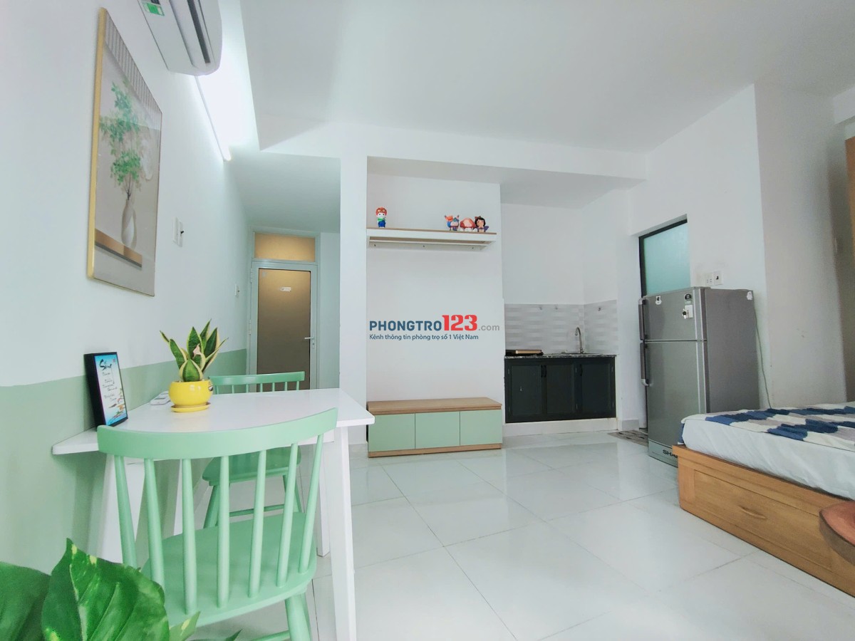 CHO THUÊ CĂN HỘ DỊCH VỤ CÓ CỬA SỔ THOÁNG MÁT - XÔ VIẾT NGHỆ TĨNH, BÌNH THẠNH - GẦN NGÃ TƯ HÀNG XANH