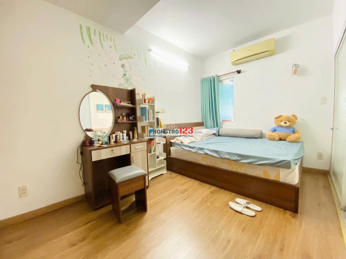Chung cư 312 Lạc Long Quân, Q11: 120m2, full NT, 3p ngủ rộng, 13,5tr