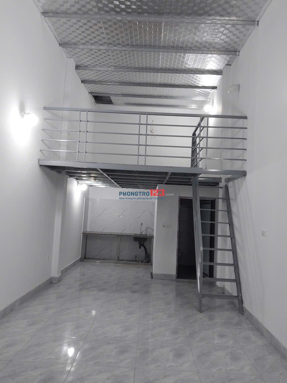 Cho thuê nhà nguyên căn 50m2, ngõ oto tránh
