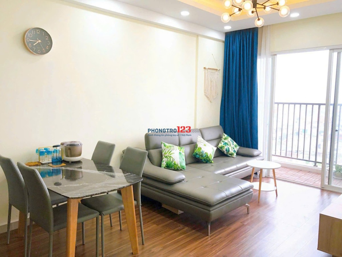 Căn hộ mới sơn, 74m2, 2PN, 2WC, giá 9tr5/th, Carillon 2, Trịnh Đình Thảo, TP.