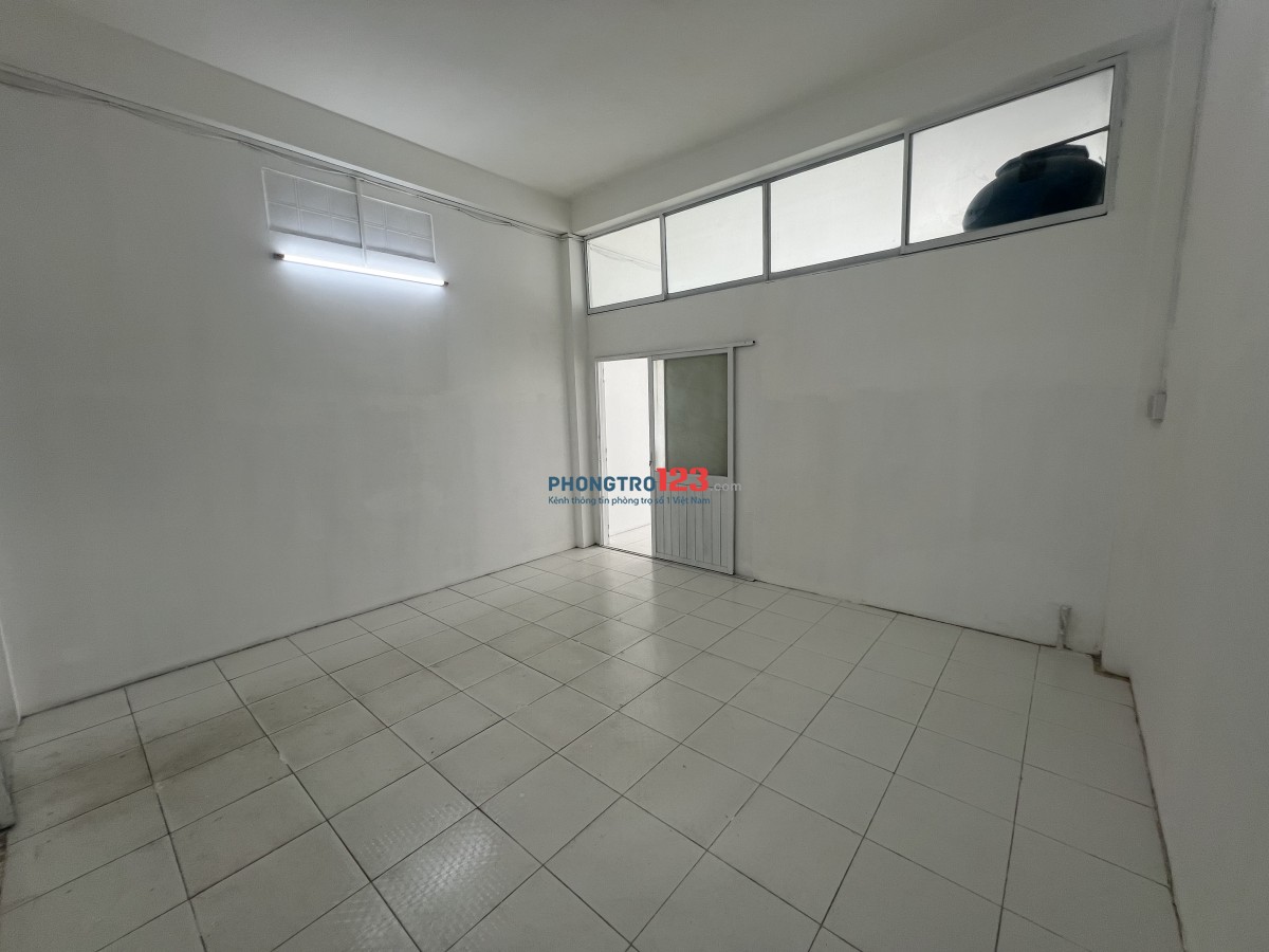 Cho thuê nhà quận 5 gần chợ Kim Biên