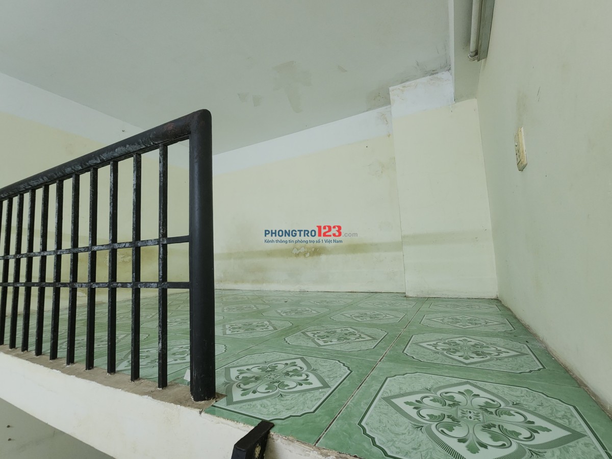 Phòng trọ giá rẻ gần KCX Tân Thuận, có gác, an ninh, sạch đẹp, yên tĩnh