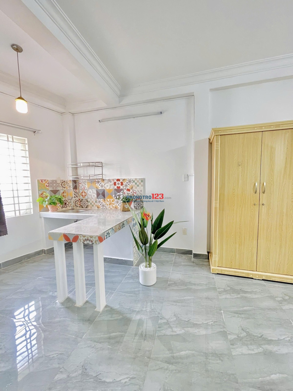 Cho thuê căn hộ cửa sổ trời nội thất mới Nguyễn Văn Đậu ngay đại học Văn Lang CS2,Lê Quang Định