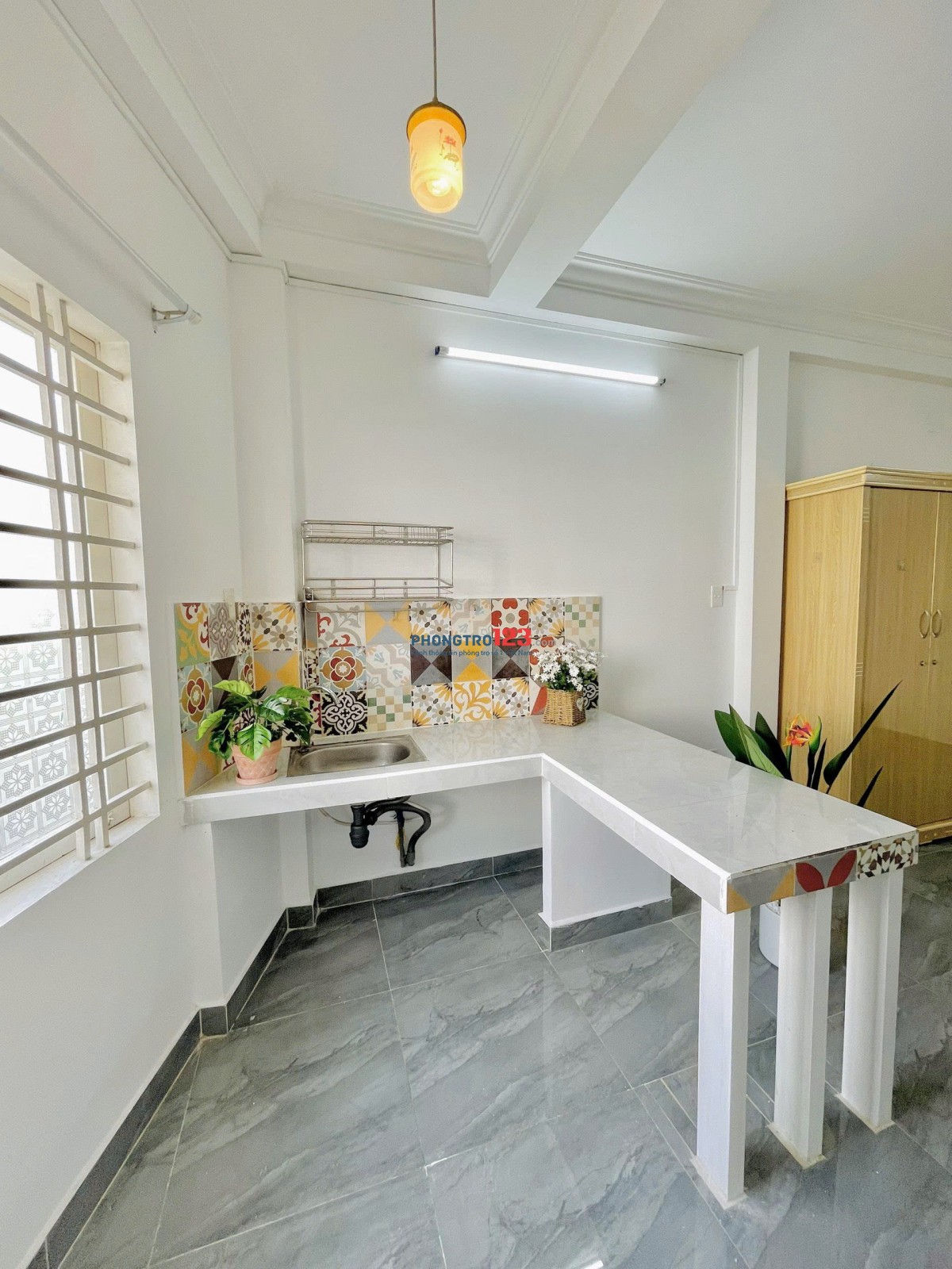 Cho thuê căn hộ cửa sổ trời nội thất mới Nguyễn Văn Đậu ngay đại học Văn Lang CS2,Lê Quang Định