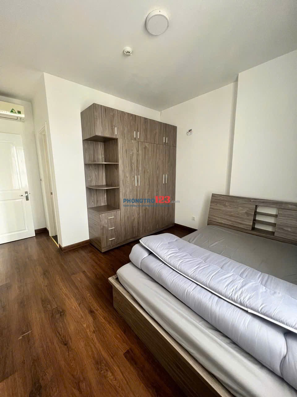 Căn 3p ngủ, C/c Nguyễn Ngọc Phương, BT, 95m2, Nhà mới, 14tr/th.