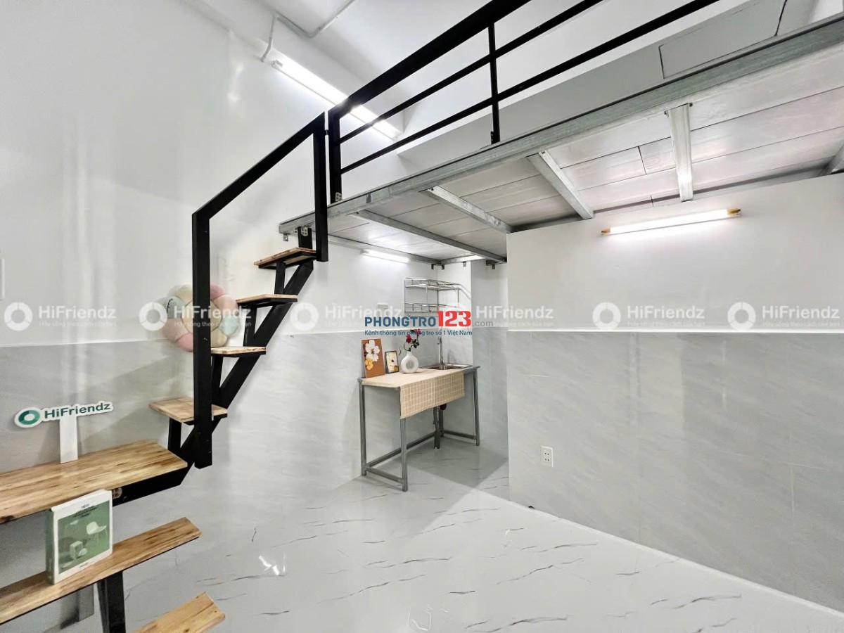 PHÒNG CÓ GÁC BANCOL SẴN MÁY LẠNH 25M2 NGAY EAON TÂN PHÚ