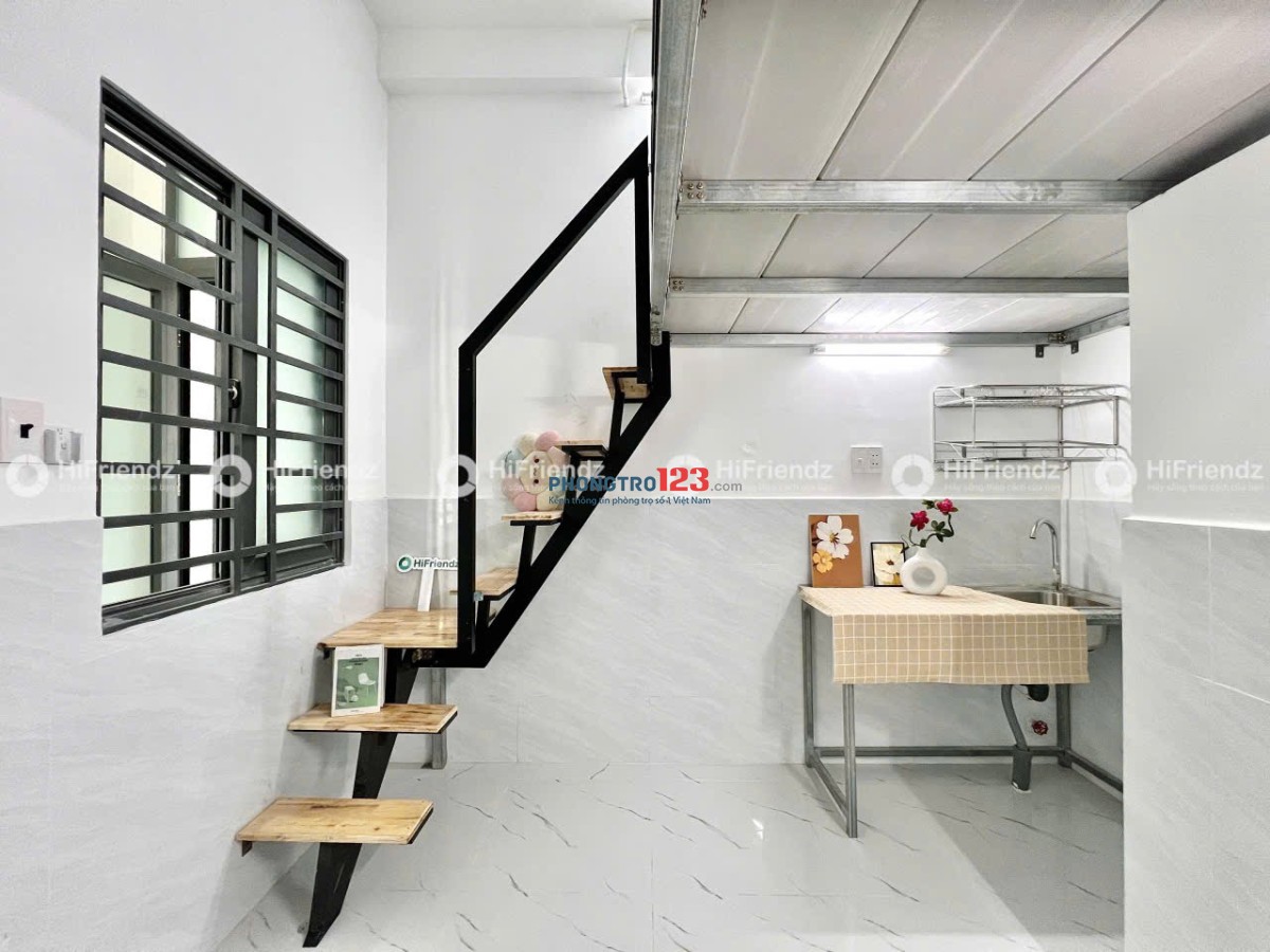 PHÒNG CÓ GÁC BANCOL SẴN MÁY LẠNH 25M2 NGAY EAON TÂN PHÚ