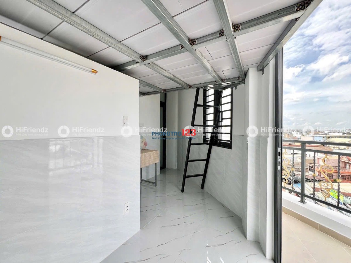 PHÒNG CÓ GÁC BANCOL SẴN MÁY LẠNH 25M2 NGAY EAON TÂN PHÚ