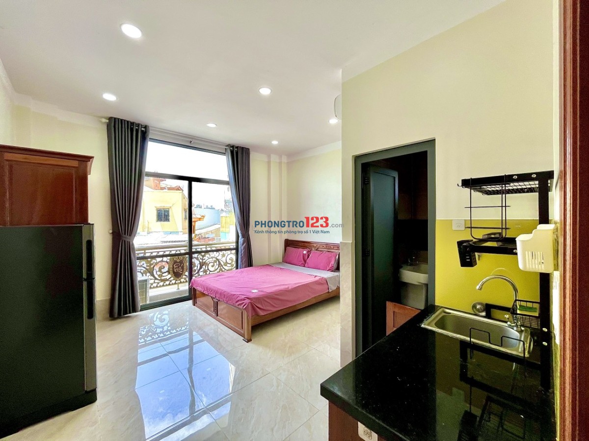 PHÒNG MỚI 25m2 FULL TIỆN NGHI BAN CÔNG TÔ HIỆU