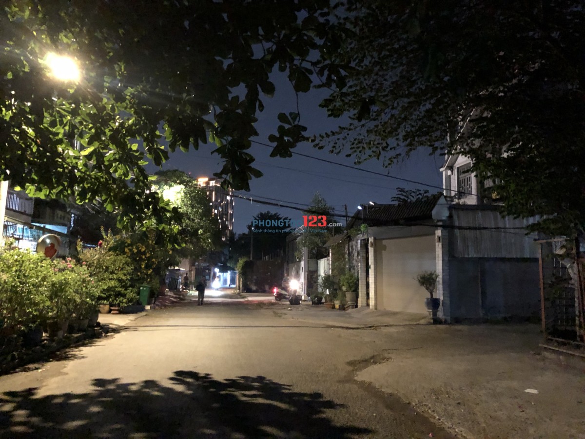 Cho thuê phòng 35m2 khu hiệp bình chánh