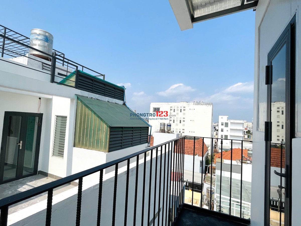 Cho thuê studio ban công quận 7 full nt mới 100% gần trường Rmit , tôn đức thắng , LOTTE