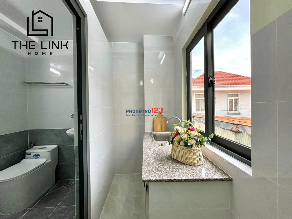 CHO THUÊ TRỌ CỬA SỔ TRỜI - GẦN NGÃ TƯ HÀNG XANH - GẦN GTVT, FTU Ở BÌNH THẠNH