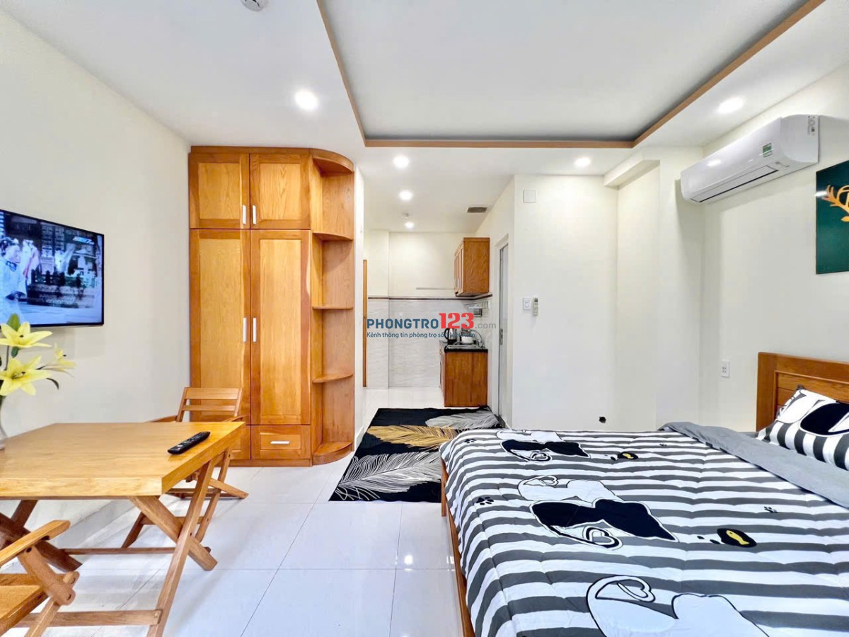 6tr Tách Bếp - Thang Máy - Ban công - Đường Lê Văn Sỹ Cách Đại Học Sư Phạm vs Cầu Lê Văn Sỹ 300m