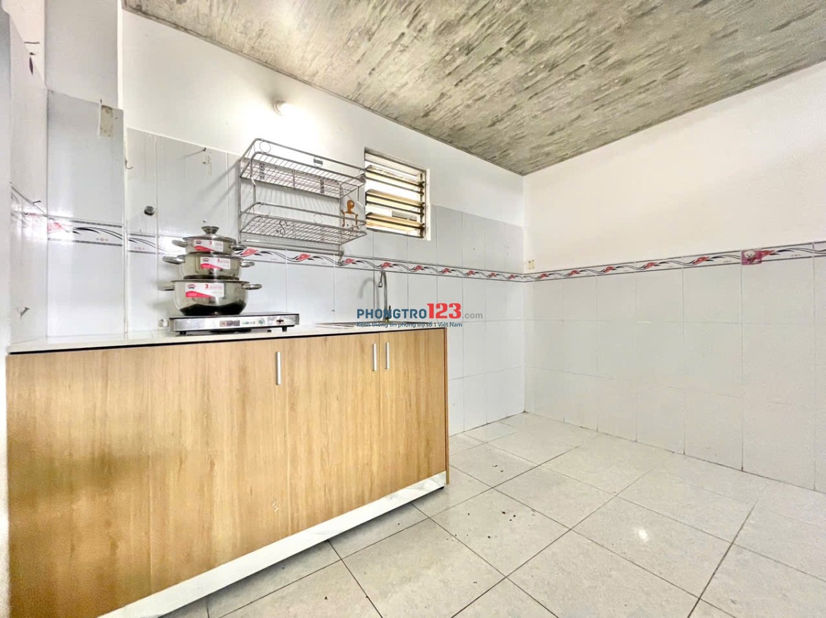 Phòng Gác Lửng Full Tiện Nghi Ngay Sân Bay, CV Gia Định