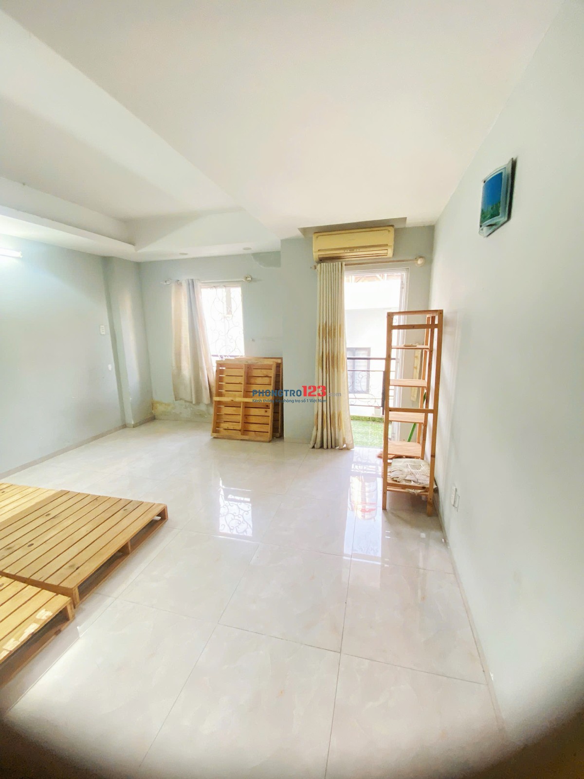 Cho thuê tầng 2 trong nhà nguyên căn giá rẻ 3,4tr/tháng