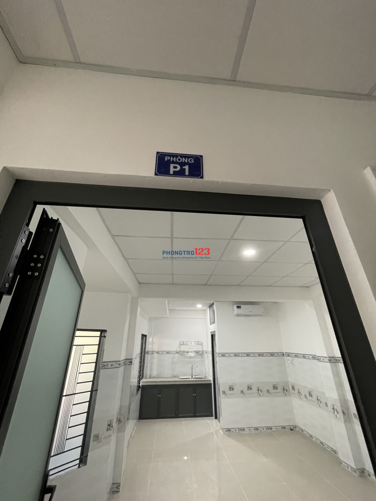 Mới Xây 100% Ngay Đỗ Xuân Hợp, Kinh Tế Đối Ngoại, Phòng Máy Lạnh, Nt Cơ Bản, Giá Sinh Viên Rẻ