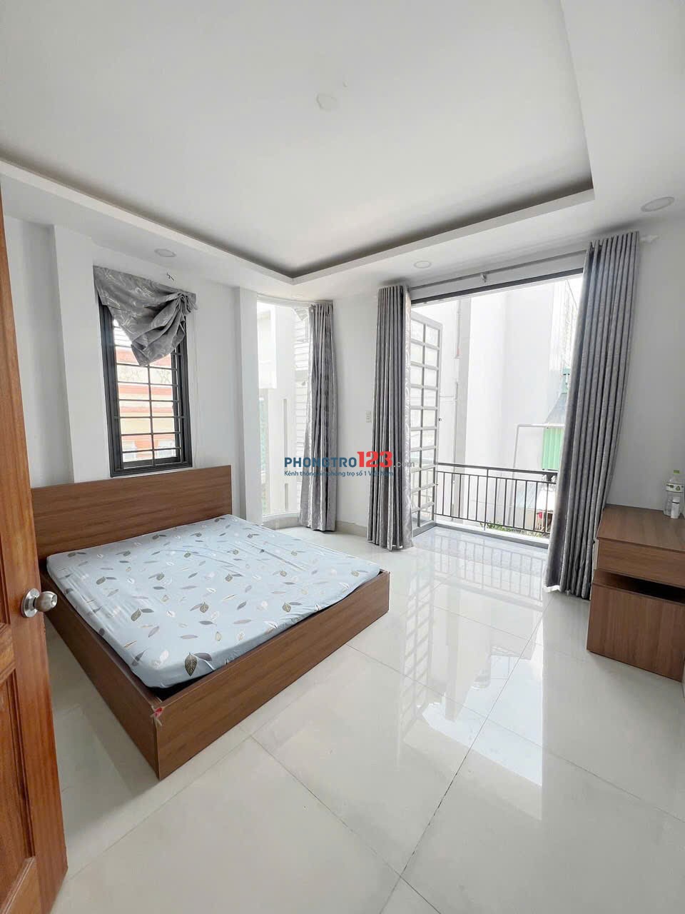 QUẬN 10 - 1PN - BAN CÔNG - TÁCH BẾP - FULL NỘI THẤT