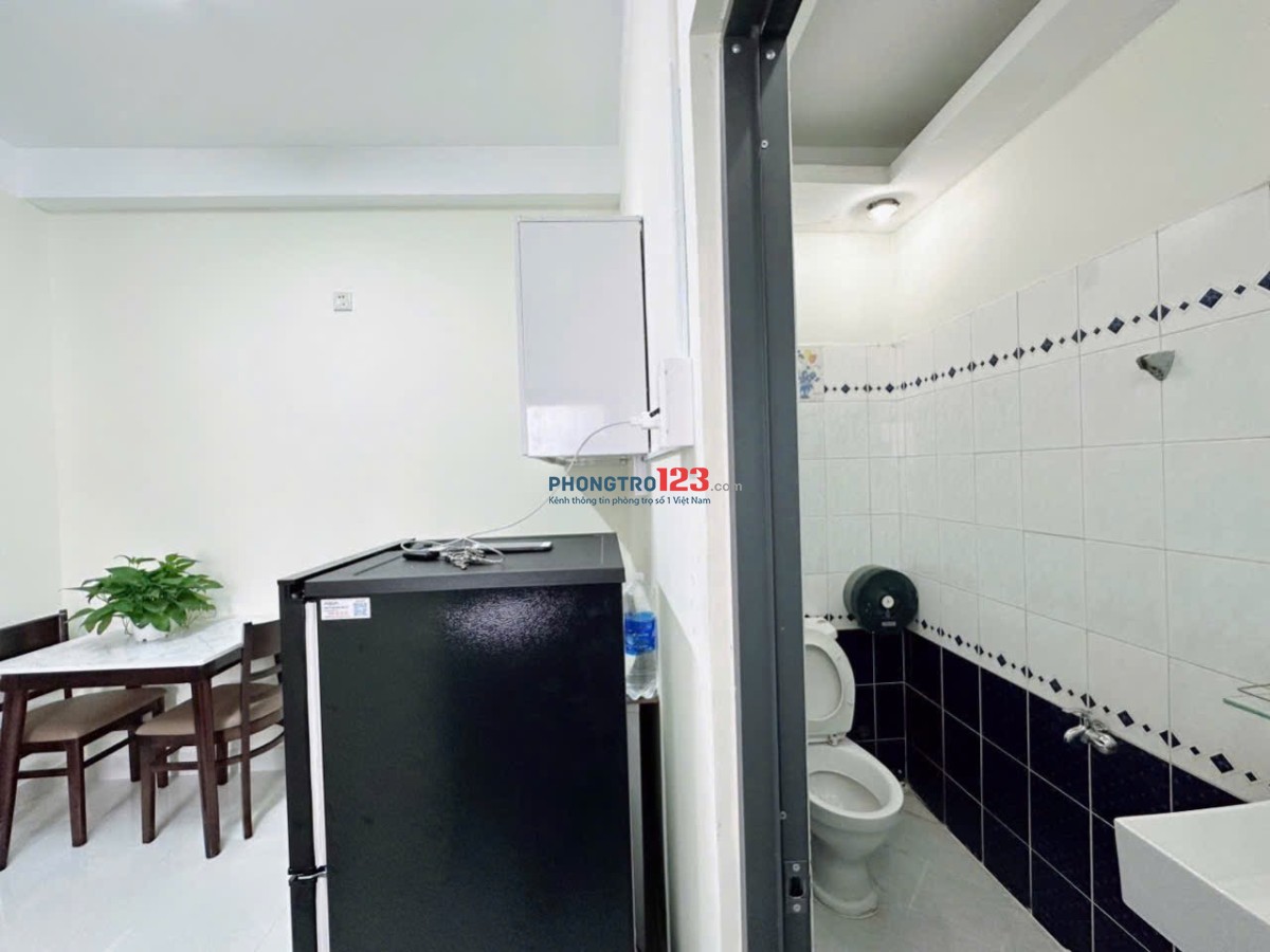 STUDIO CỬA SỔ TRỜI RỘNG RÃI FULL NỘI THẤT TẠI ĐƯỜNG BẠCH ĐẰNG BÌNH THẠNH 0932150832