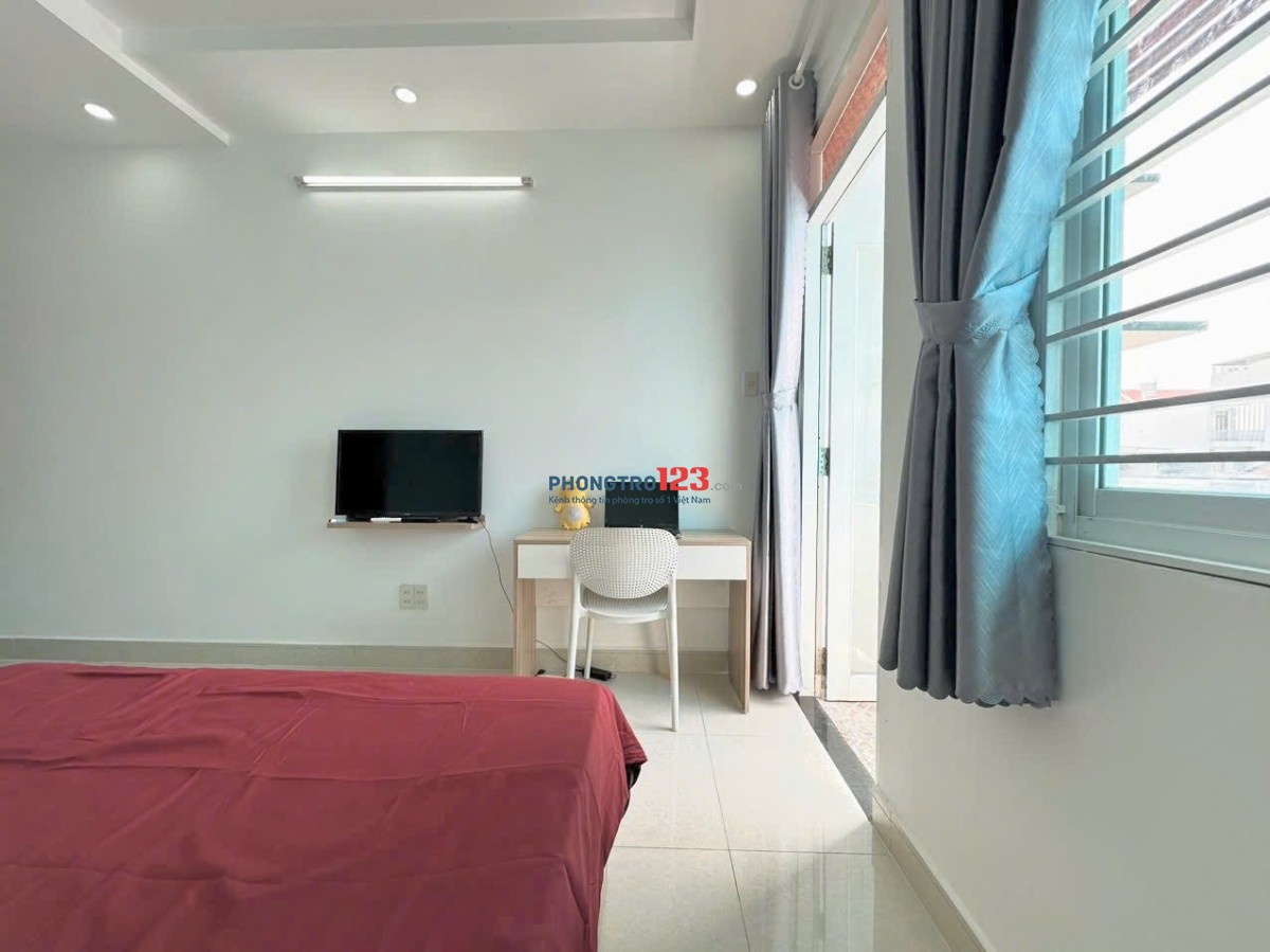 Cho Thuê Phòng Tách Bếp, Ban công, giặt riêng gần Nguyễn Văn Trỗi, Phú Nhuận giáp Q1, Q3 giá rẻ