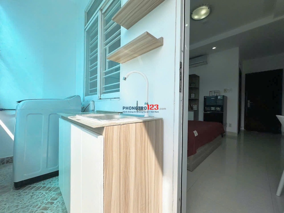 Cho Thuê Phòng Tách Bếp, Ban công, giặt riêng gần Nguyễn Văn Trỗi, Phú Nhuận giáp Q1, Q3 giá rẻ