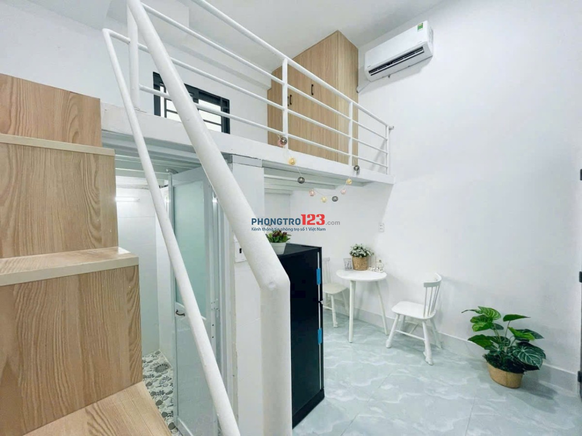 Trống sẵn 1 mã duplex layout full nội thất thang máy hiện đại