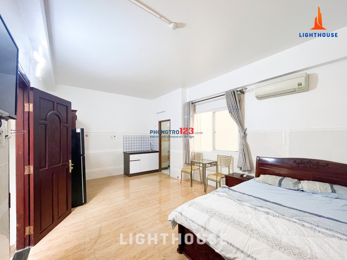 CHDV FULL NỘI THẤT ĐẸP Y HÌNH NGAY BA THÁNG HAI - QUẬN 10