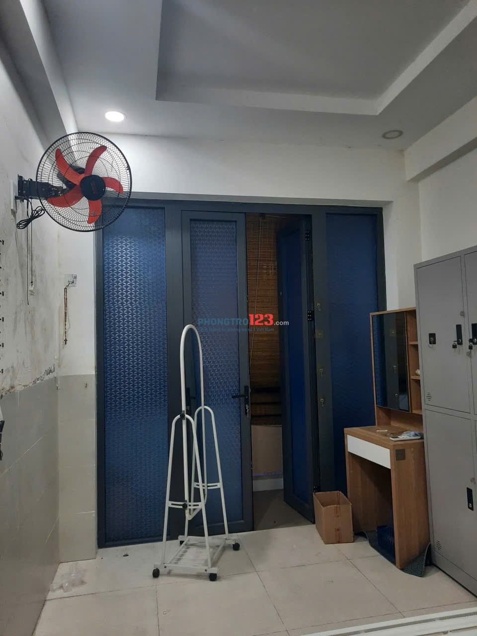 CHÍNH CHỦ CHO THUÊ PHÒNG ĐẸP BAN CÔNG RỘNG – NGAY TRUNG TÂM QUẬN 10