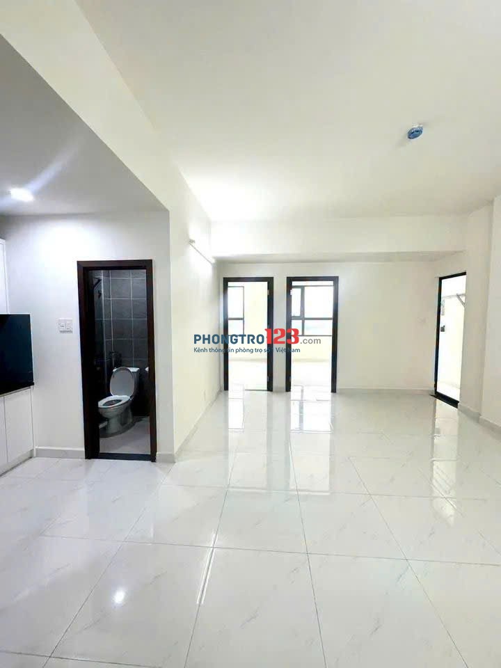 Chung cư Phú Thạnh, Nguyễn Sơn, TP: 3p ngủ, 9tr/th, nhà trống, 95m2