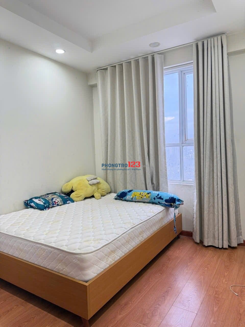 Chung cư Ruby, 2A Nguyễn Sỹ Sách, TB: 120m2, 3p ngủ, full NT, 13,5tr