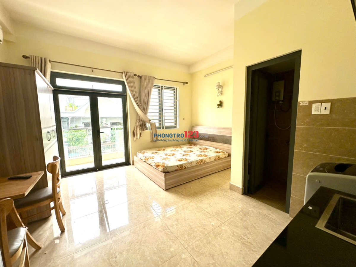  CHDV Thành Thái Q10 – full nội thất – có ban công – máy giặt riêng