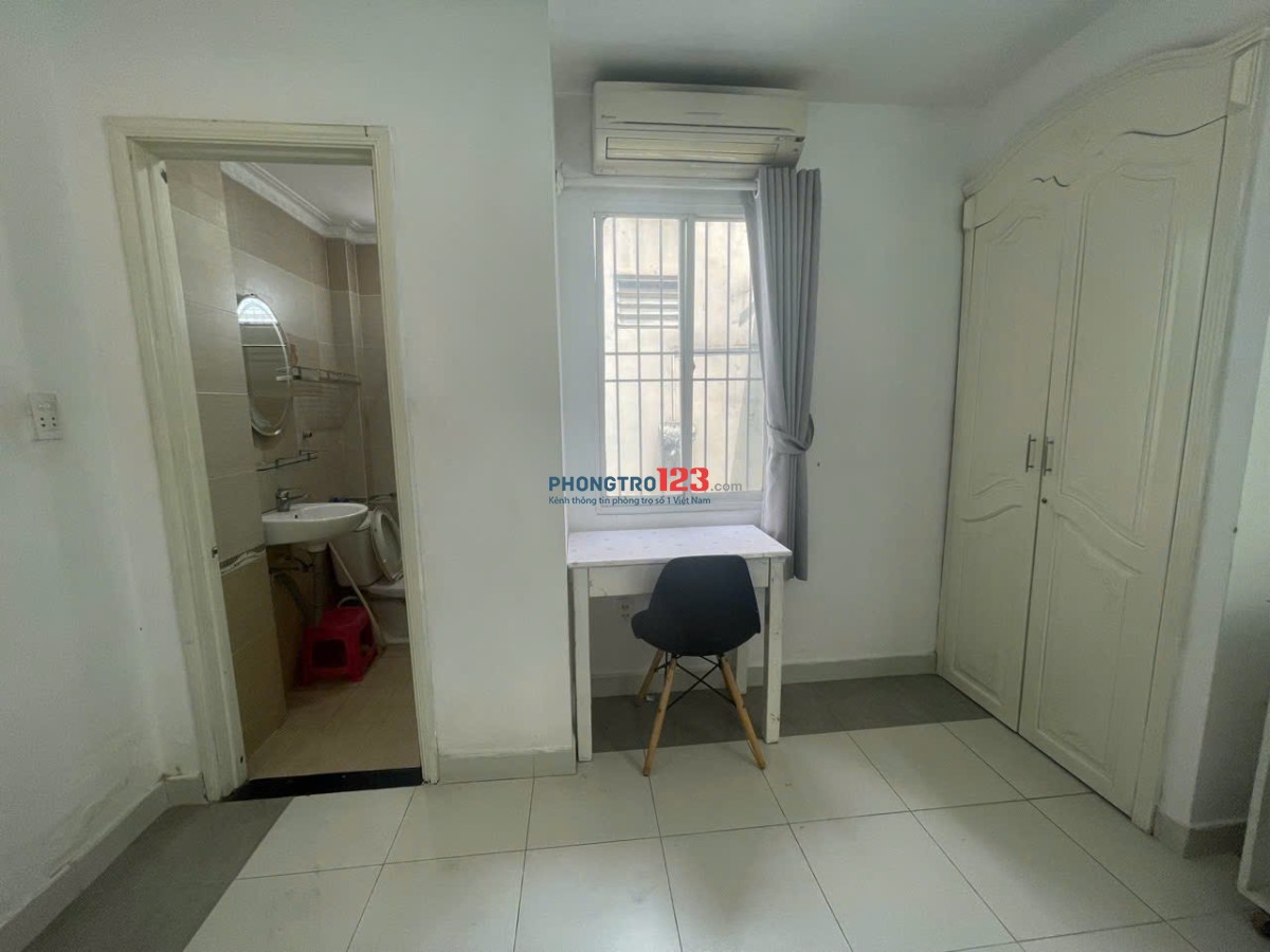 STUDIO FULL NỘI THẤT THANG MÁY QUẬN 1