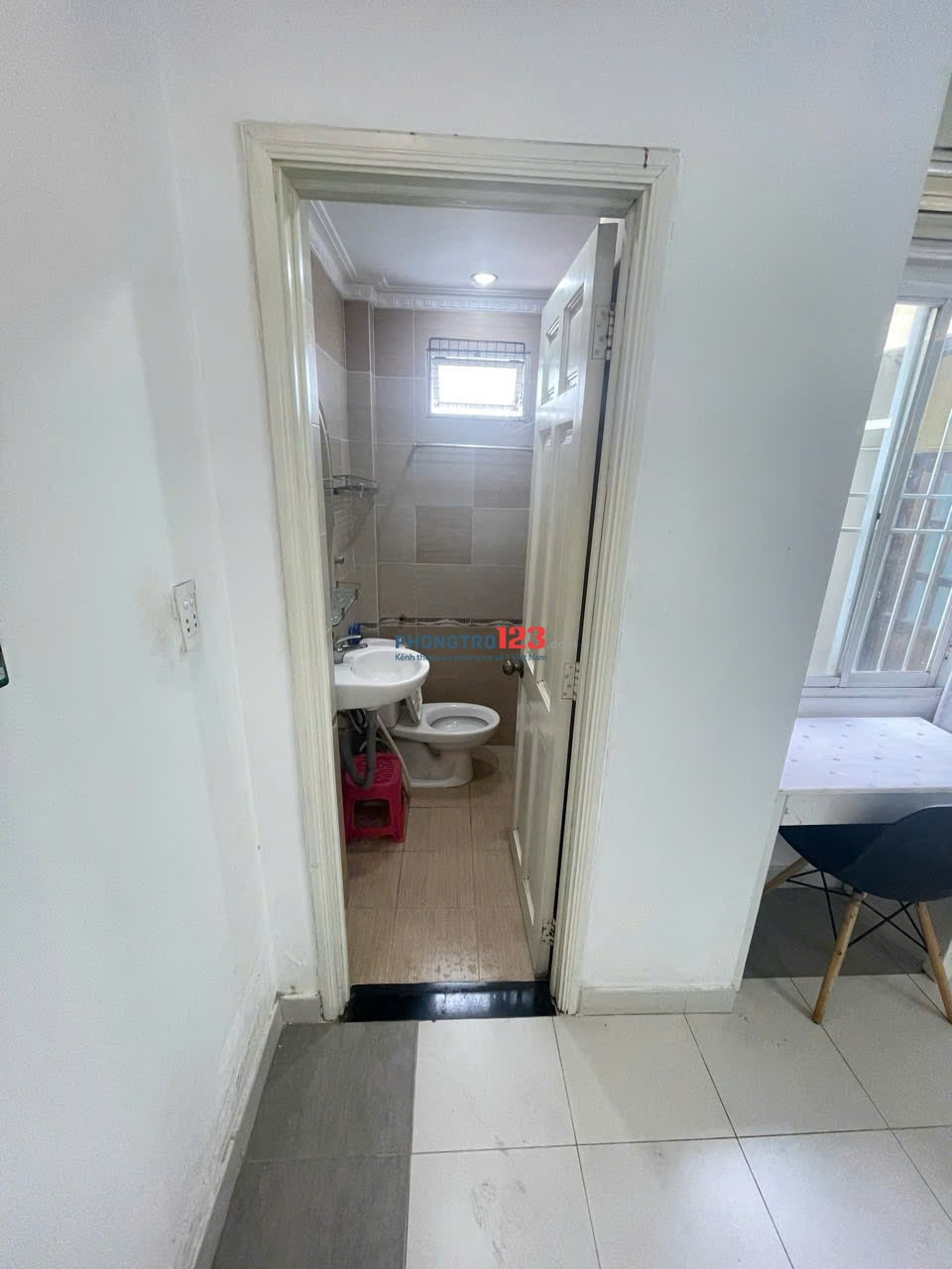 STUDIO FULL NỘI THẤT THANG MÁY QUẬN 1