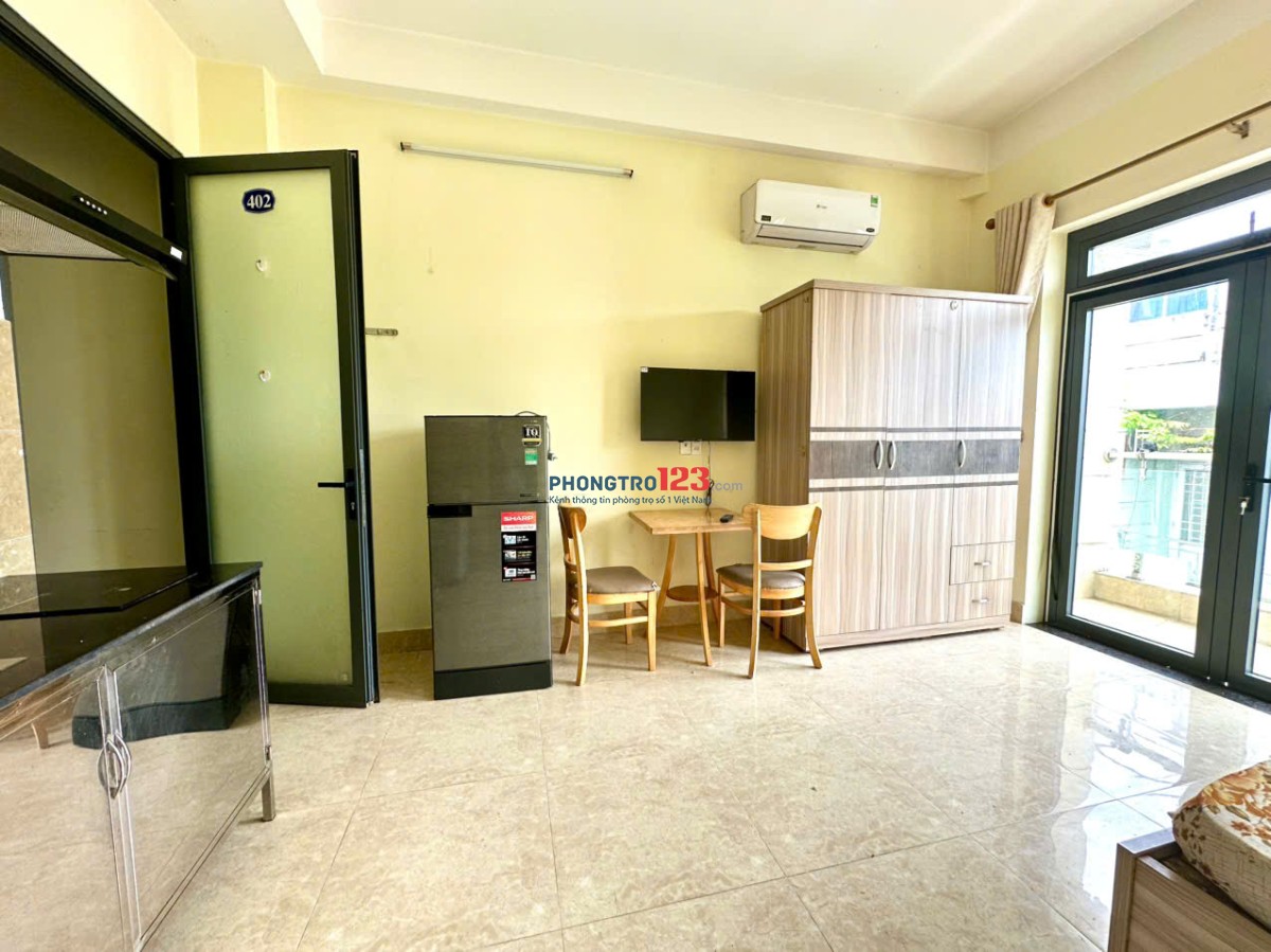 CHDV Thành Thái Q10 – full nội thất – có ban công – máy giặt riêng