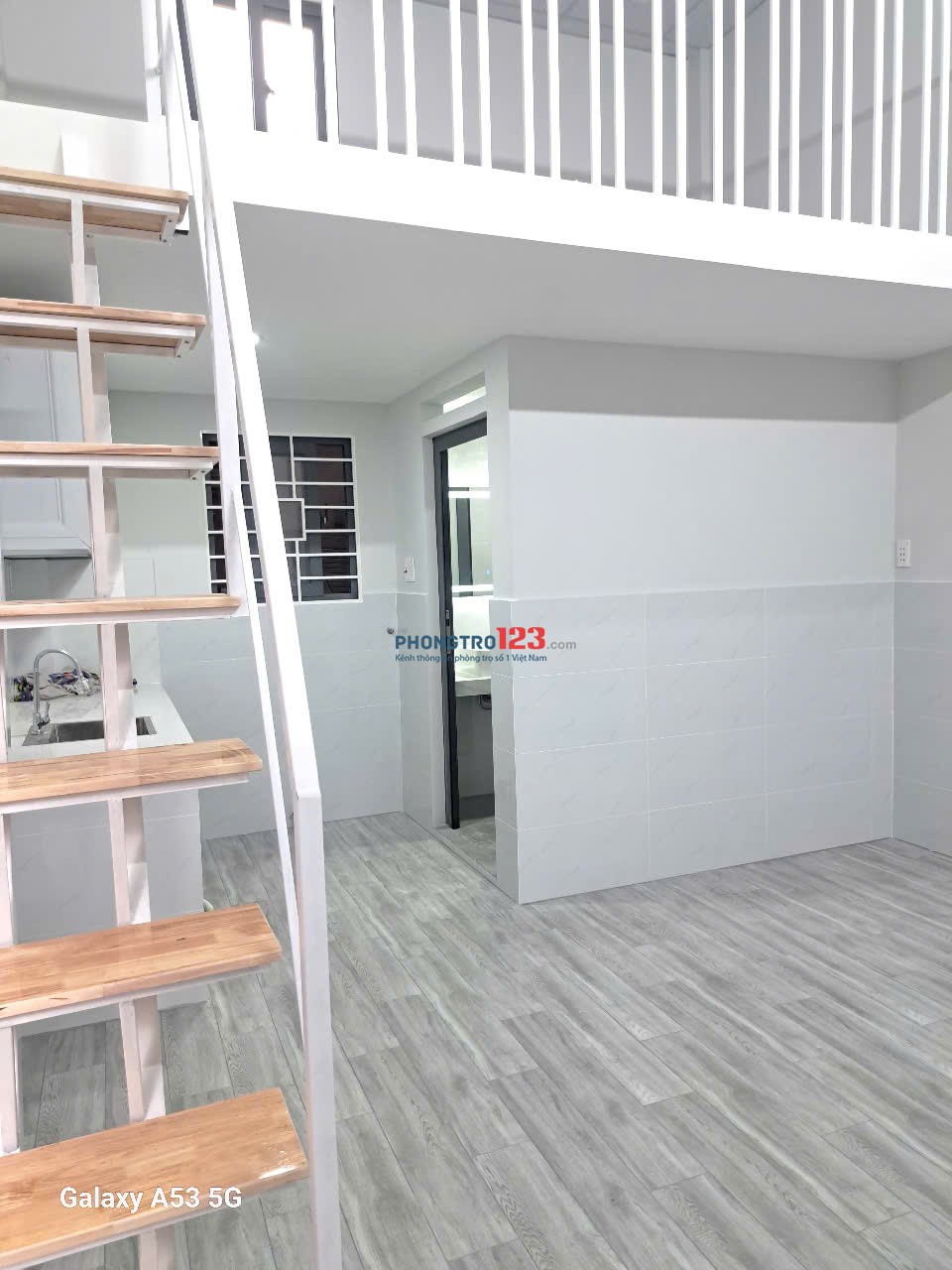Cho thuê Nhà riêng biệt, đẹp, xem nhà thích ngay, đầu đường Phạm văn Đồng, gần CVien Gia Định