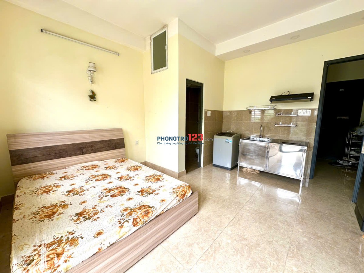  CHDV Thành Thái Q10 – full nội thất – có ban công – máy giặt riêng