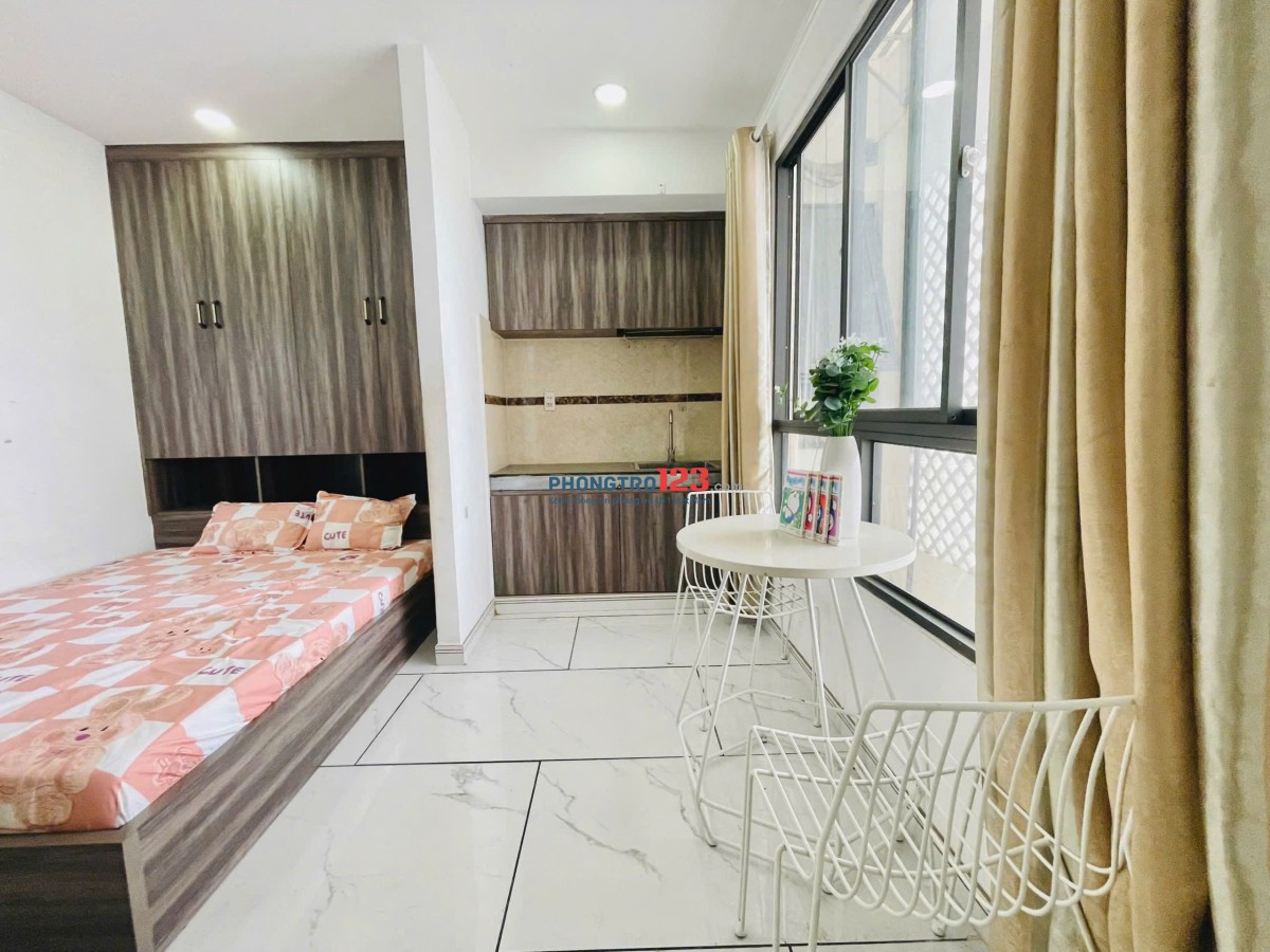 Phòng trọ cửa sổ siêu thoáng quận Bình Thạnh gần Ngã Tư Hàng Xanh_Hầm xe_Thang máy
