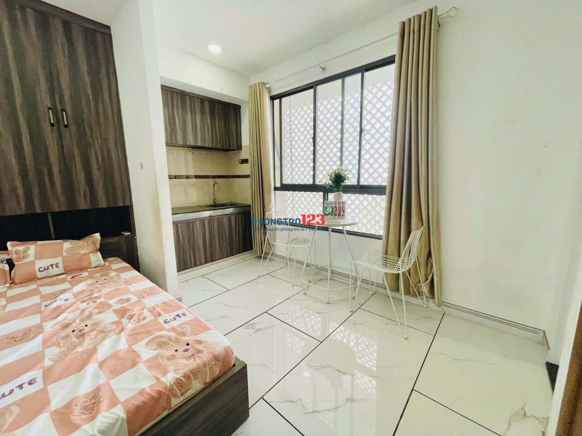 Phòng trọ cửa sổ siêu thoáng quận Bình Thạnh gần Ngã Tư Hàng Xanh_Hầm xe_Thang máy