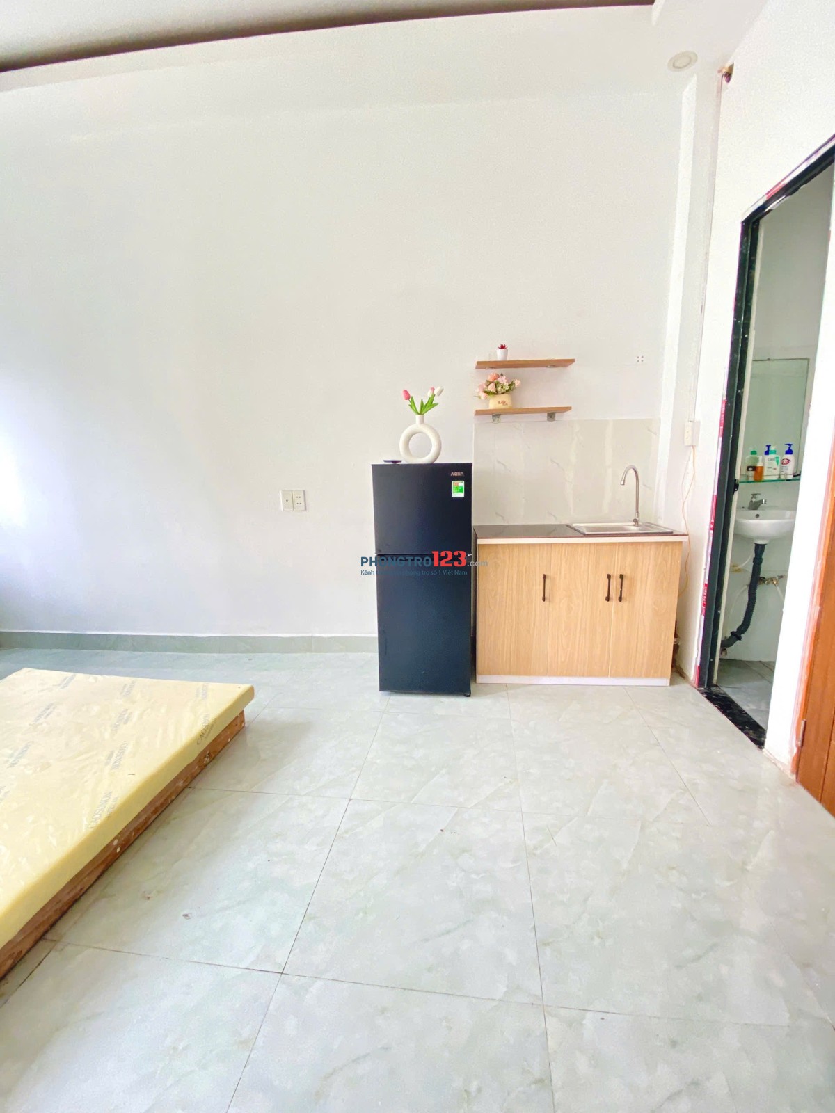 CHO THUÊ PHÒNG TRỌ CÓ BAN CÔNG RIÊNG - PHAN CHU TRINH BÌNH THẠNH GẦN CHỢ BÀ CHIỂU