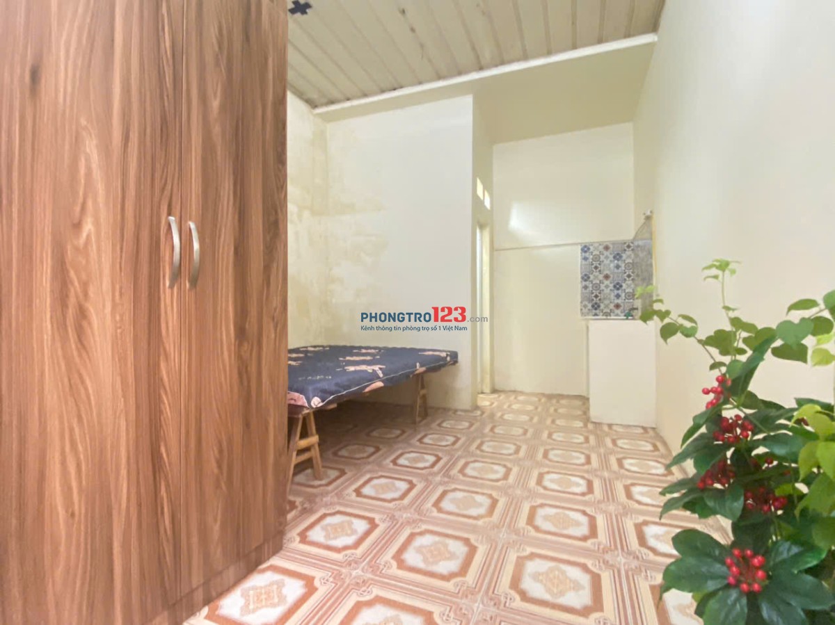 CHO THUÊ PHÒNG ngõ 114 Nguyễn Đạo An, Phú diễn. bắc từ liêm. giá 2,2 tr khép kín ở luôn