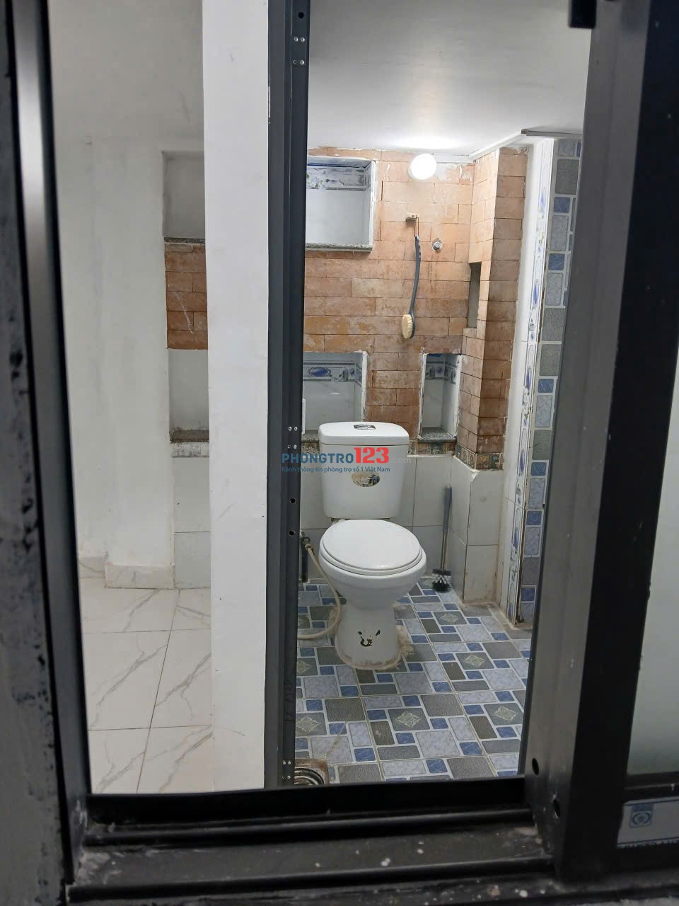 Cho thuê phòng trọ sạch đẹp, có gác, giá hạt giẻ chỉ từ 2tr2 tại Bình Tân
