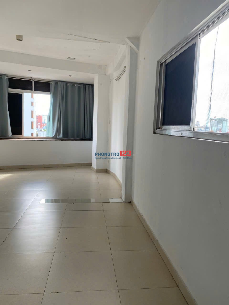 Phòng trọ máy lạnh giá rẻ 25m2, 4.4tr/tháng, 68A Phan Đăng Lưu Q. Phú Nhuận (Gần Phan Xích Long)