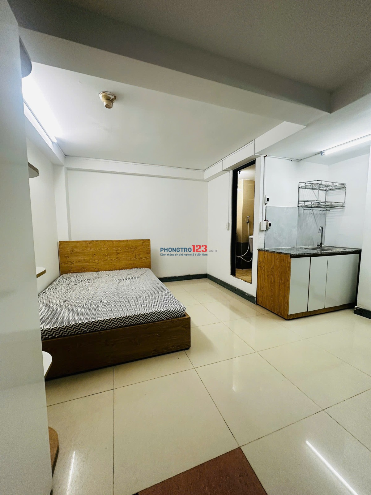 Phòng Studio đủ nội thất chỉ 4.5tr/tháng, ngay 224/20 Lý Thường Kiệt Q10 ( Gần ĐH Bách Khoa)
