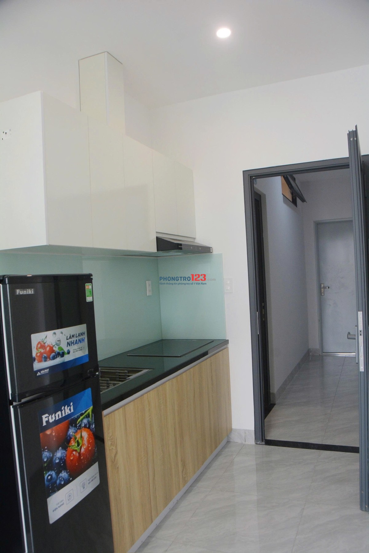 Cho thuê nguyên căn mới xây (9 phòng Studio bao gồm Nội thất mới )!và cho thuê mặt bằng tầng dưới