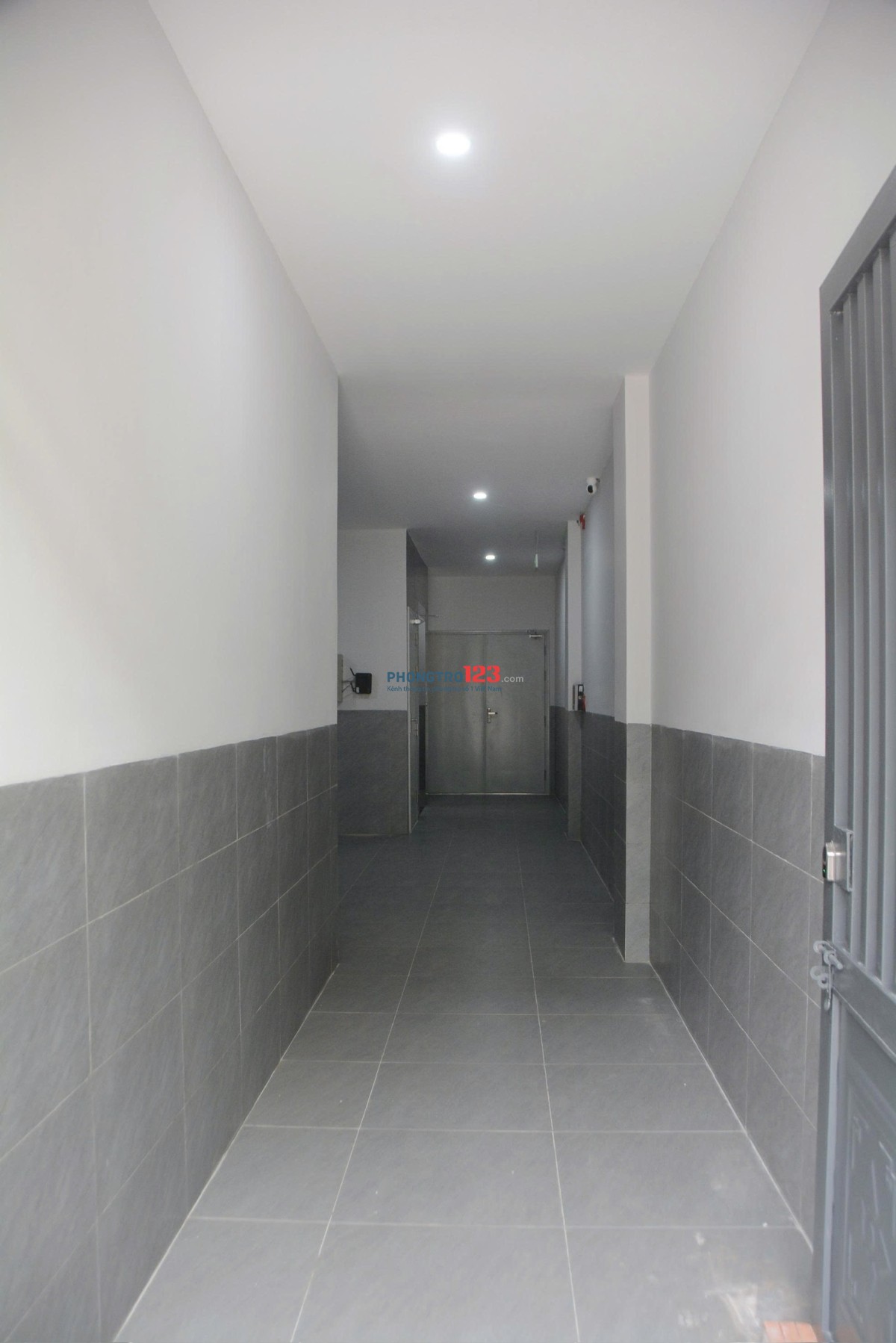 Cho thuê nguyên căn mới xây (9 phòng Studio bao gồm Nội thất mới )!và cho thuê mặt bằng tầng dưới