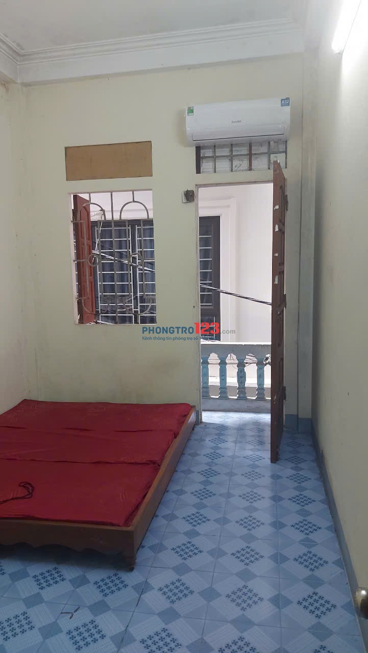 Cho thuê nhà chính chủ 5 tầng ngay đầu ngõ 142 đường Kim Giang p Đại Kim