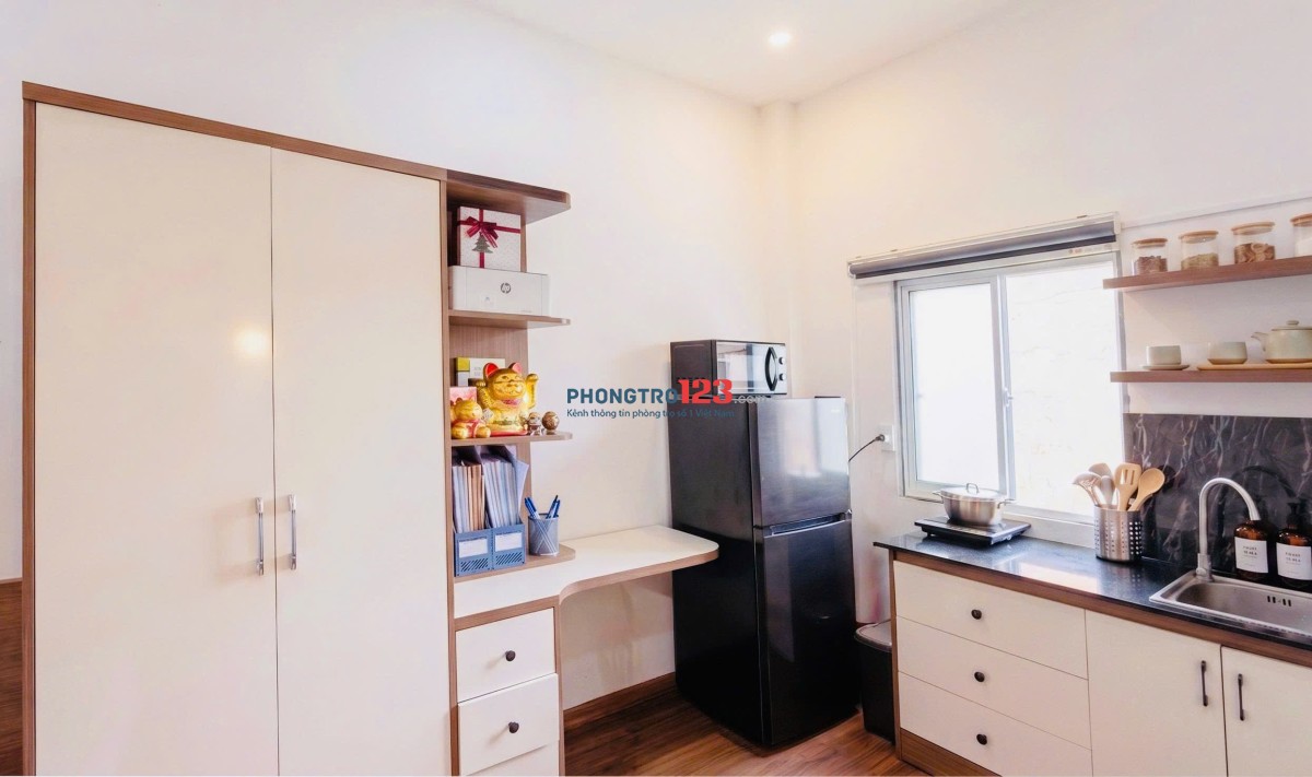 CHO THUÊ PHÒNG BAN CÔNG NỘI THẤT MỚI - BẠCH ĐẰNG, SÁT PHAN ĐĂNG LƯU, PHAN XÍCH LONG, Q1, Q3