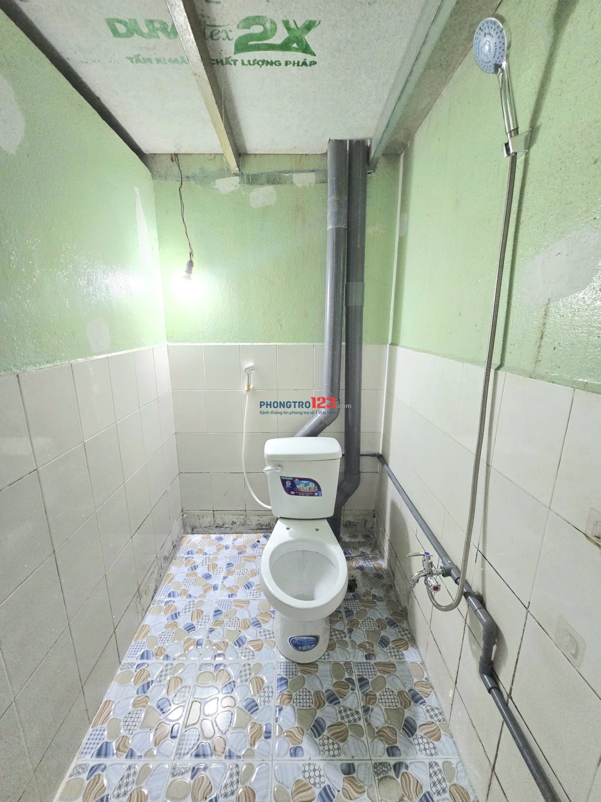 Dãy trọ Mới ngay chợ Việt Lập gần Cầu Vượt Linh Xuân zá 2tr1 giờ thoải mái