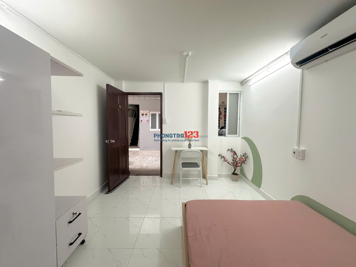 Phòng Studio đủ nội thất 20m2 Tầng trệt 71 Hồ Bá Kiện Q.10 ( Gần CV Lê Thị Riêng, Cư xá Bắc Hải)