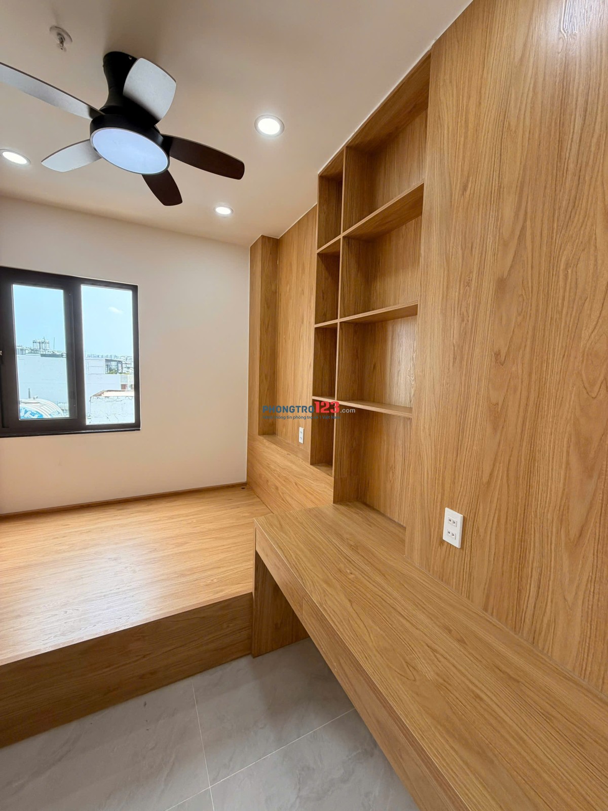 Studio Balcon Máy giặt riêng - Tân Quy, Q.7 - Mới 100%